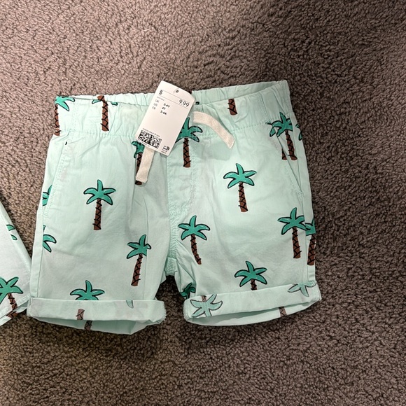 Toddler boys, H&M outfit size 4T color mint with palm trees - Picture 3 of 4